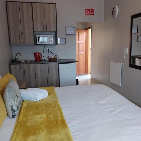 Tokelo Guesthouse Emalahleni Exterior photo