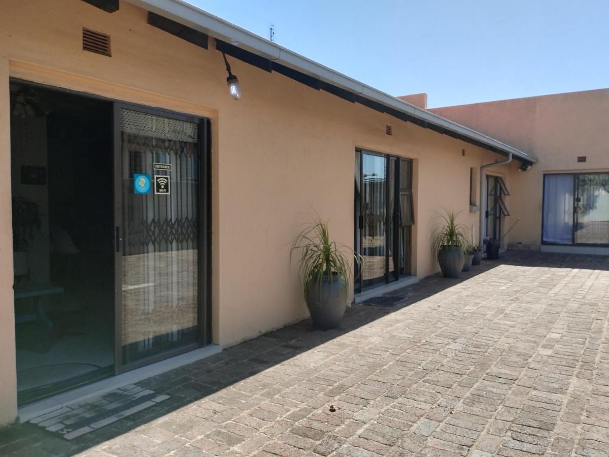 Tokelo Guesthouse Emalahleni Exterior photo