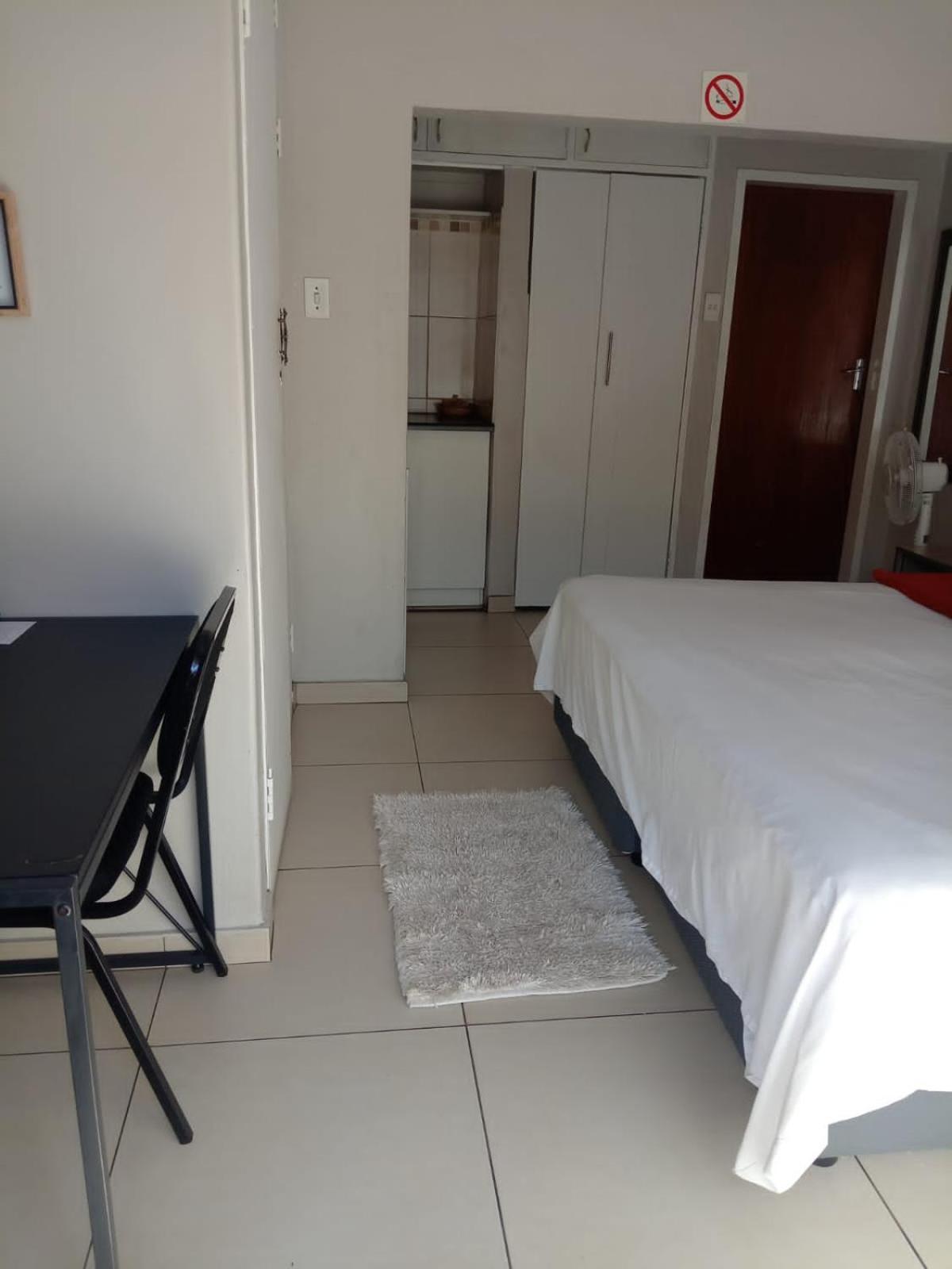 Tokelo Guesthouse Emalahleni Exterior photo