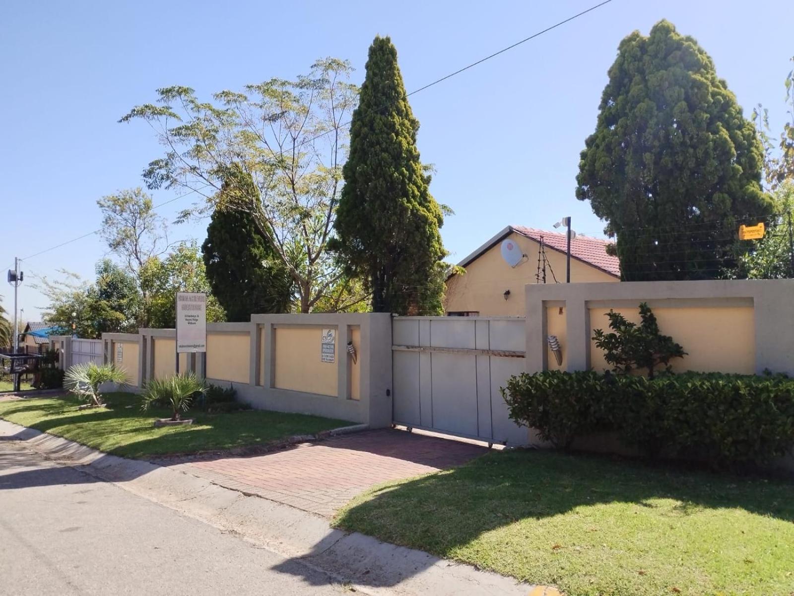 Tokelo Guesthouse Emalahleni Exterior photo